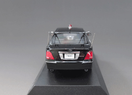 1/43 トヨタ クラウン2011 (神奈川警ら)パトカー置物