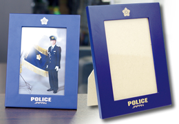 POLICE�����ե��ȥե졼��